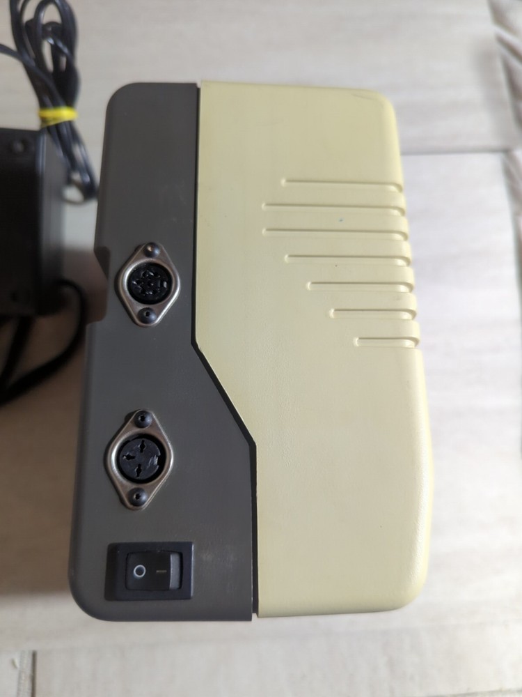 Advantage Learning System OMR1100 Optical Mark Reader With adapter and cable