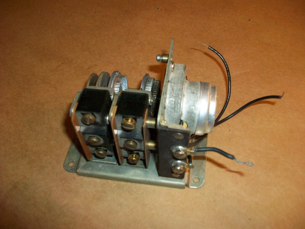 Industrial Timer Corp Timer Model MC-3 USED