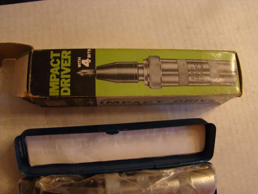 NO. 2500 IMPACT-DRIVER WITH 4 BITS