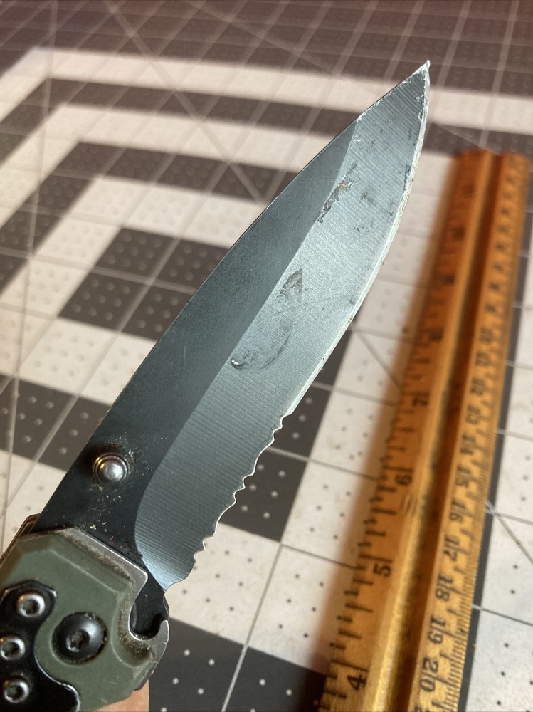 Ozark Train 6-In-1 Multi-Tool Pocket Knife (missing fire starter)