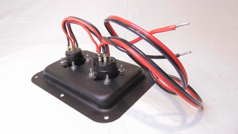 Subwoofer Speaker Connection/ link box large