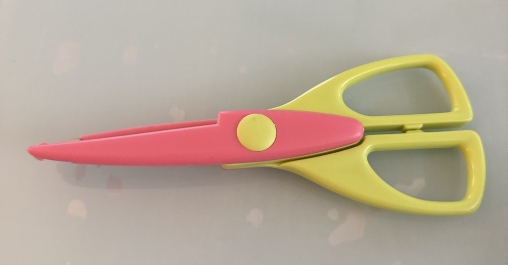 BYCIN Decorative Paper Edging Craft Scissors - Victorian Pattern