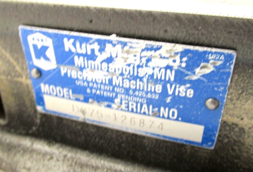 KURT ANGLOCK 6" MILLING MACHINE VISE - #D675