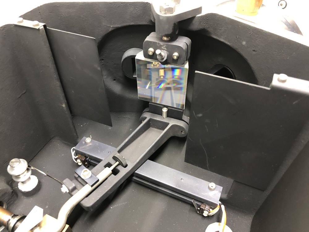 McPherson 218 SPECTROMETER WITH PRINCETON INSTRUMENTS IRY-700 CAMERA UNTESTED