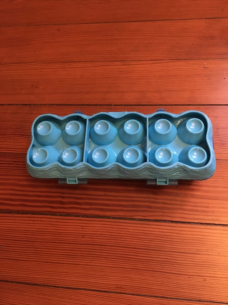 12 Hatchimals Blue Egg Carton Figures A3