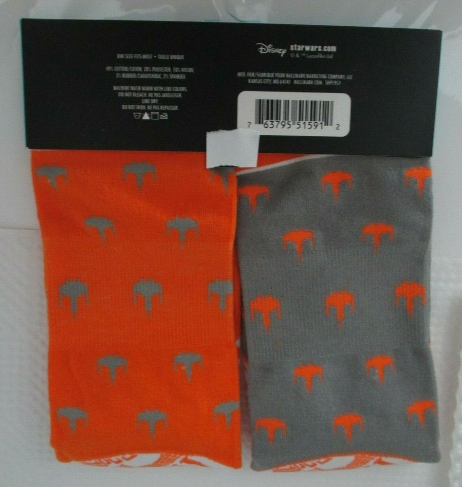 HALLMARK / DISNEY - Star Wars DROID / BB-8 Crew Socks - NWT