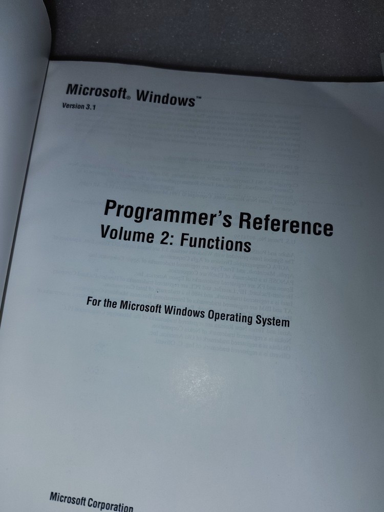Microsoft Windows 3.1 SDK Manual Lot C/C++ 7.0 Win32 API Development kit partial