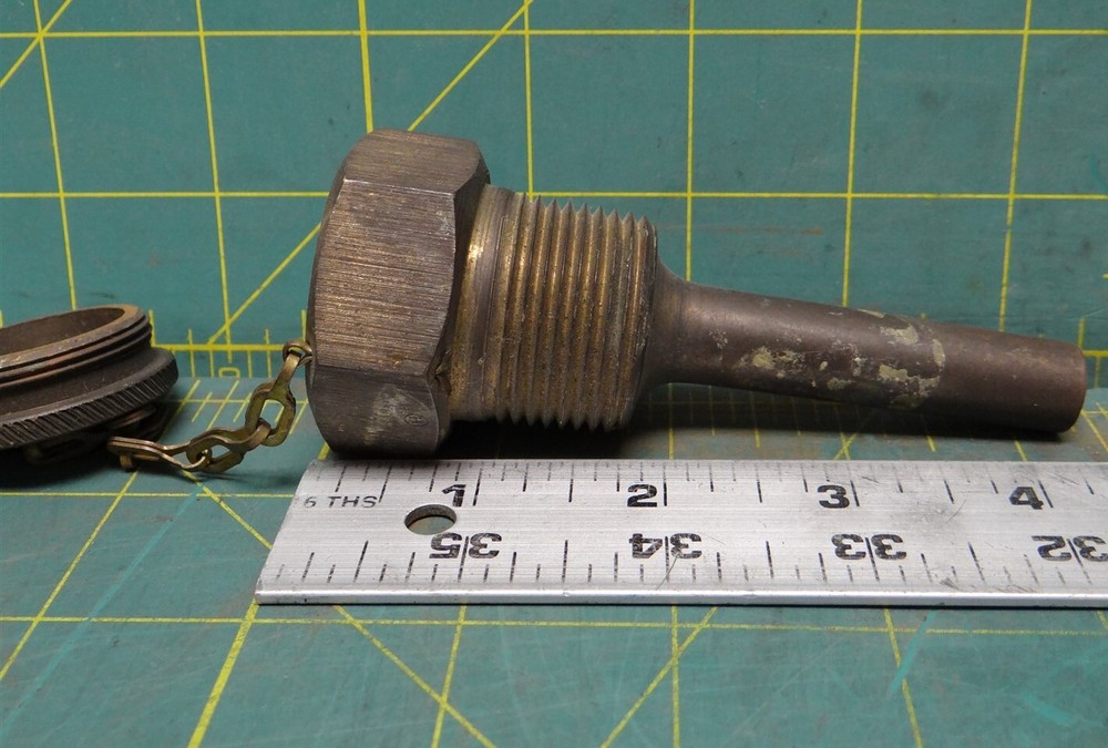 Threaded Thermowell Brass, 1" NPT, 2-1/2" Insertion Length W/ Cap