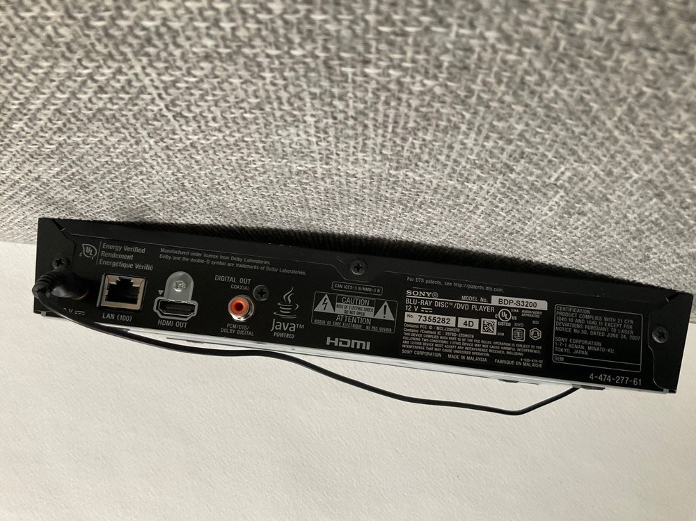 Sony BDP-S3200 Blu-Ray DVD Player & Remote, Power Plug untested