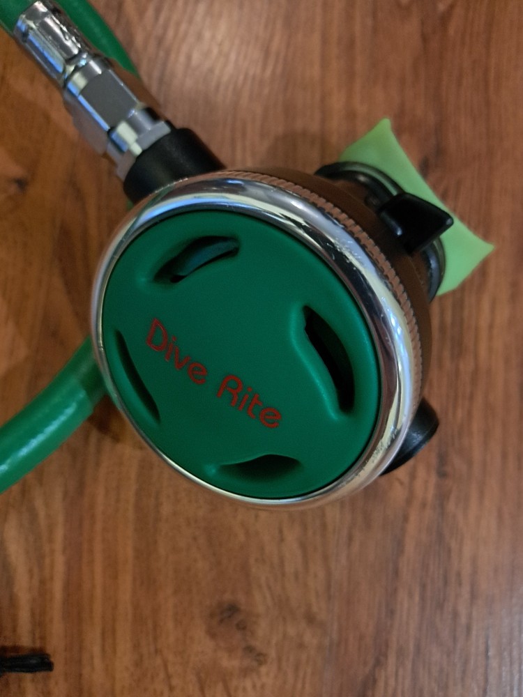 Dive Rite RG2500 / 250 O2 regulator set