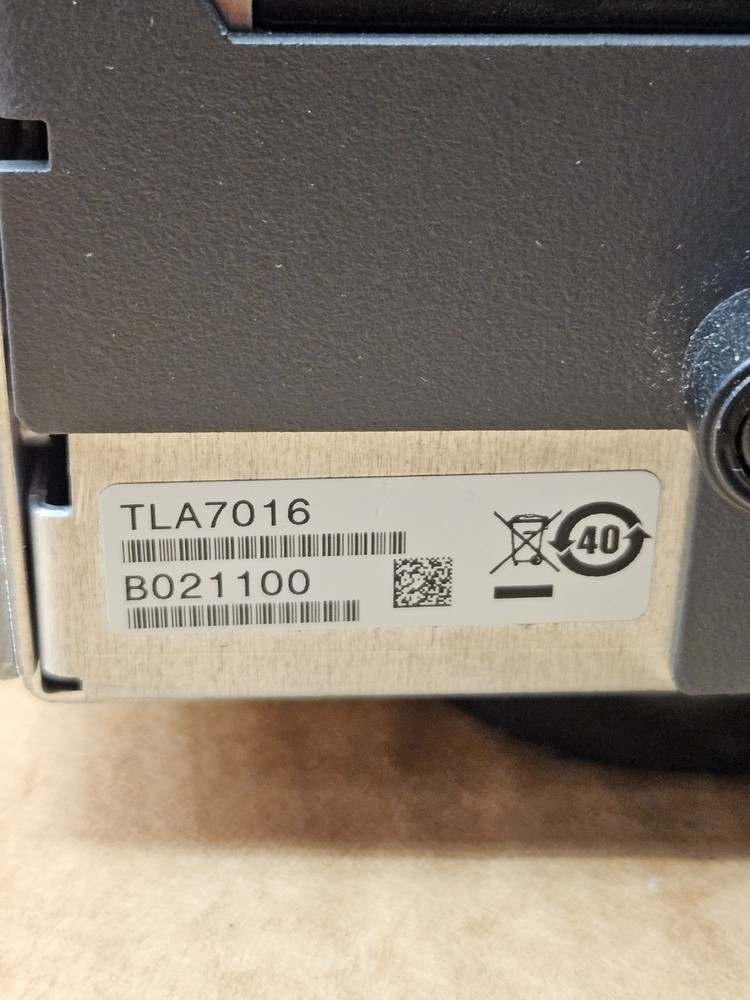 Tektronix TLA7016 Logic Analyzer Mainframe w/ TLA7016 Interface Module