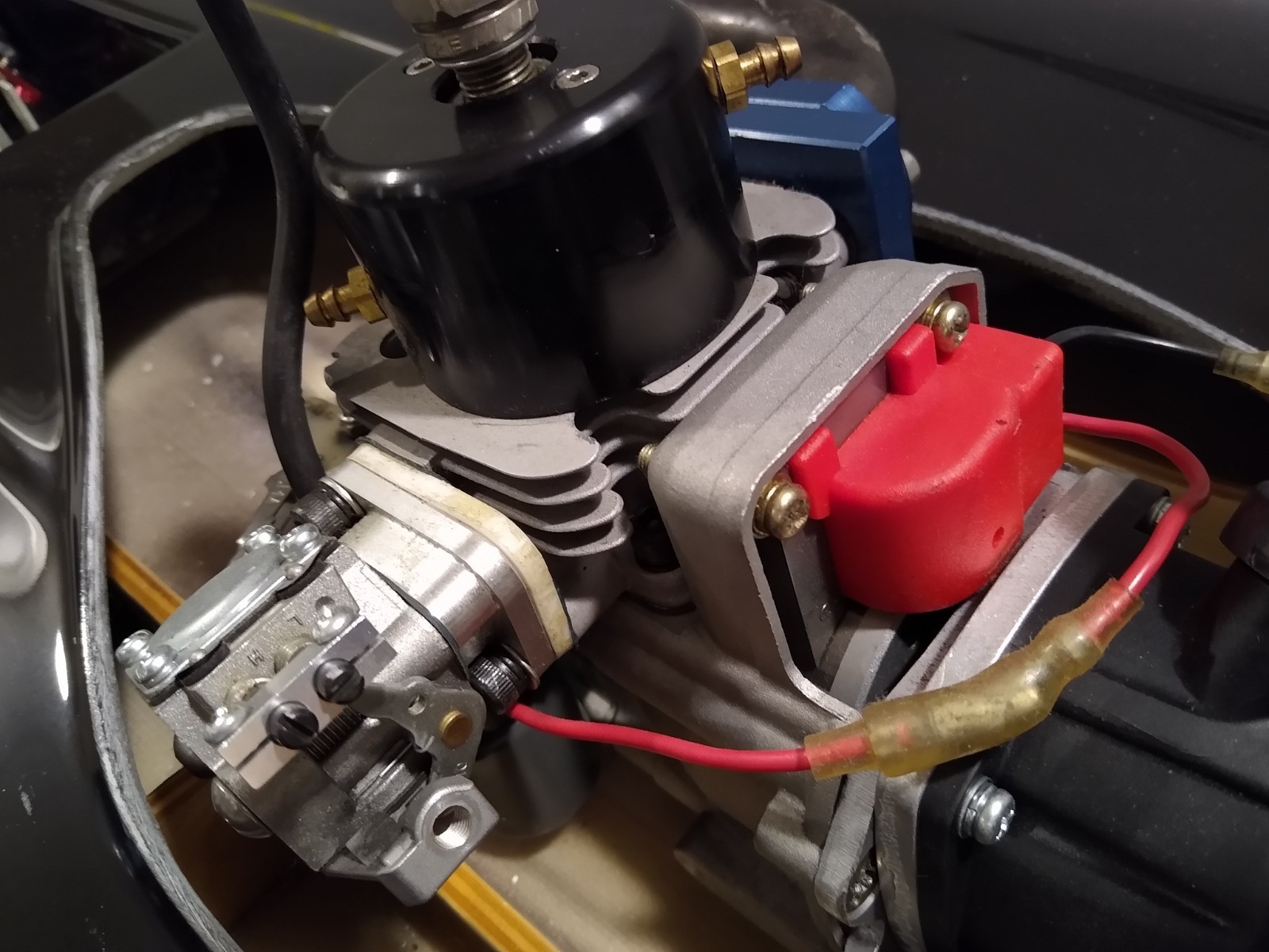 Blazer Whiplash GV Fiberglass Gas RC Race Boat Zenoah IMPBA NAMBA G1 Hydro READ