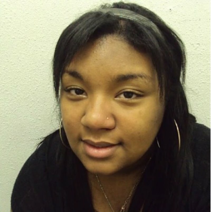 TINY TINY TINY 0.9mm PRONG SET CZ SMALLEST GEM 22g Sterilized Nose "L" Stud.