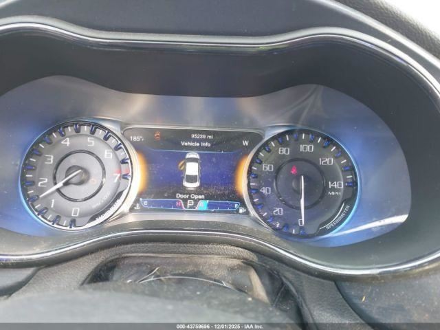 200 2015 Glove Box 4946589