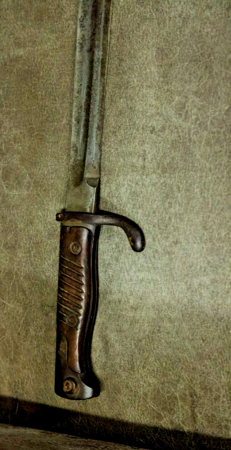 1916 WWI German Butcher Bayonet w/ Leather Scabbard