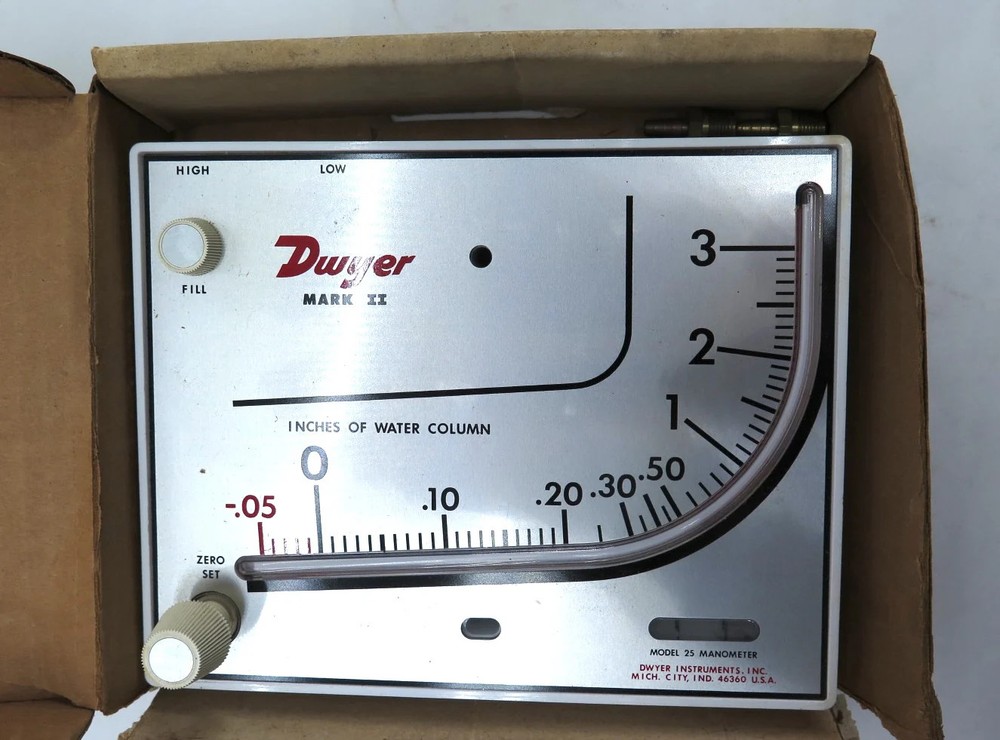Dwyer Model 25 Mark II Manometer