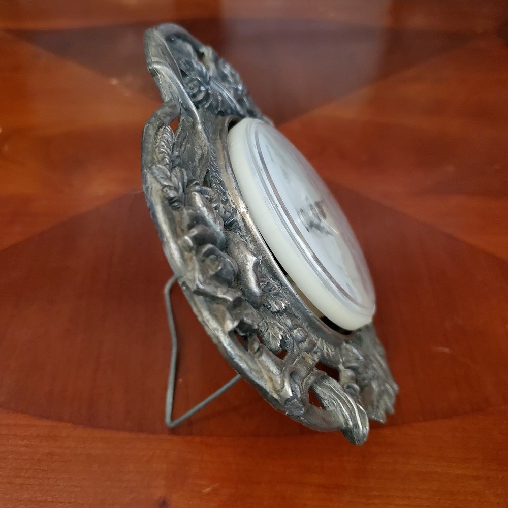 Glory Land Desk Clock