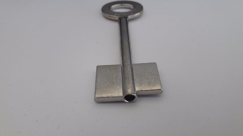8372 SILCA/Safe Key blank