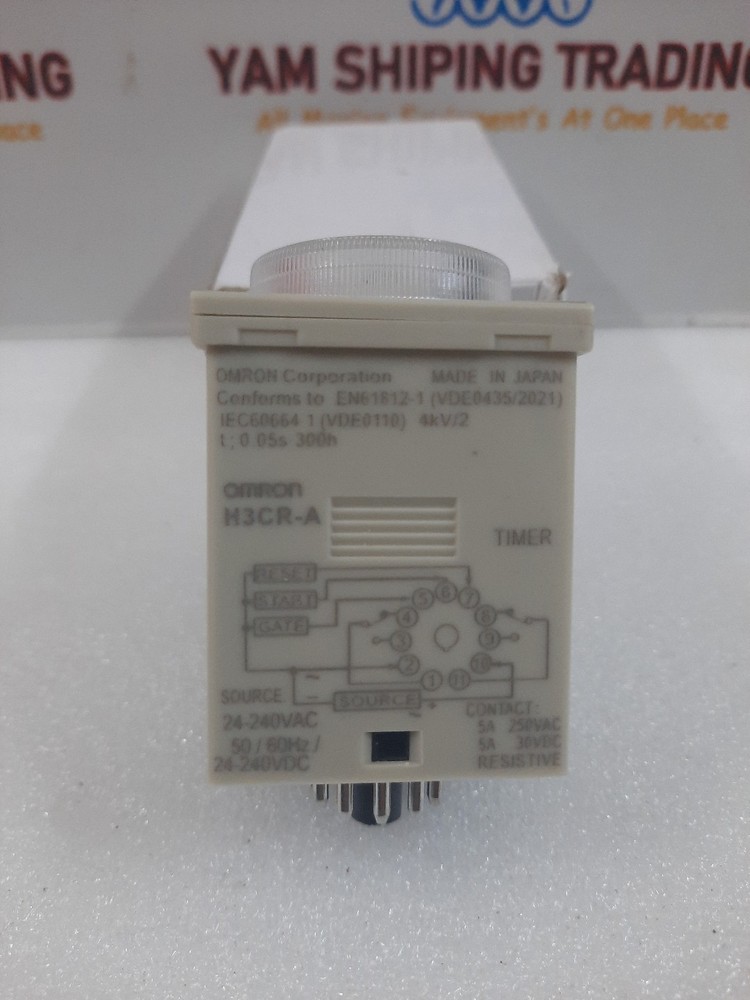 OMRON H3CR-A TIMER