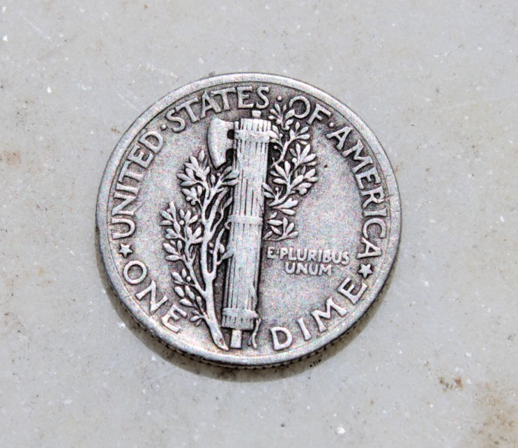 1940 10C Mercury Dime #D11