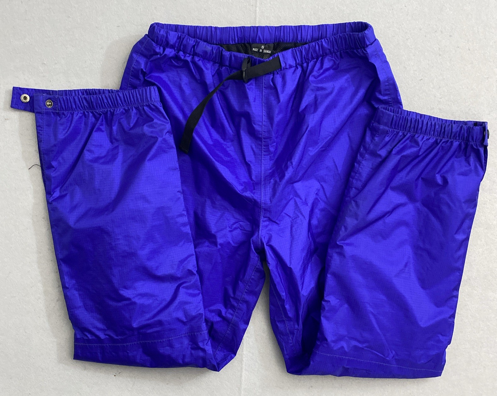 Mountain Hard Wear Gore-Tex Waterproof Pants Shell Small 26x27 Ankle Zip Purple