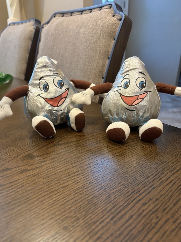 2 Hershey Kisses 1994. Approx 9”