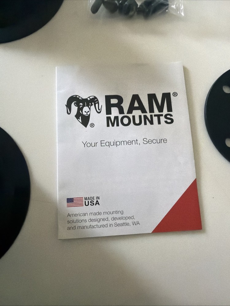 RAM Mount Double Suction Mount Base Without Ball RAM-B-189BU