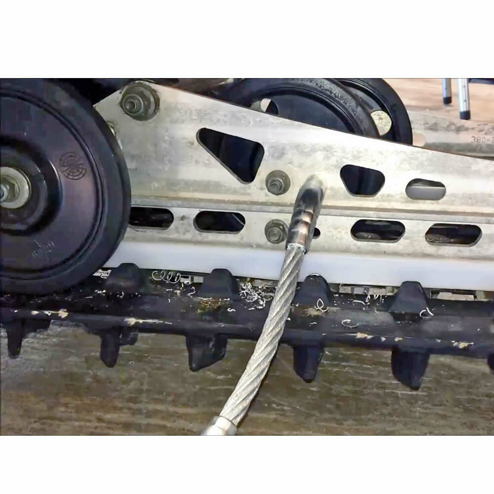 ICE SCRATCHERS W/ CARBIDE TIPS (PAIR) SNOWMOBILE REVERSE SCRATCHER