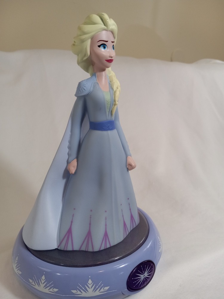 Frozen Two Elsa Nightlight Disney