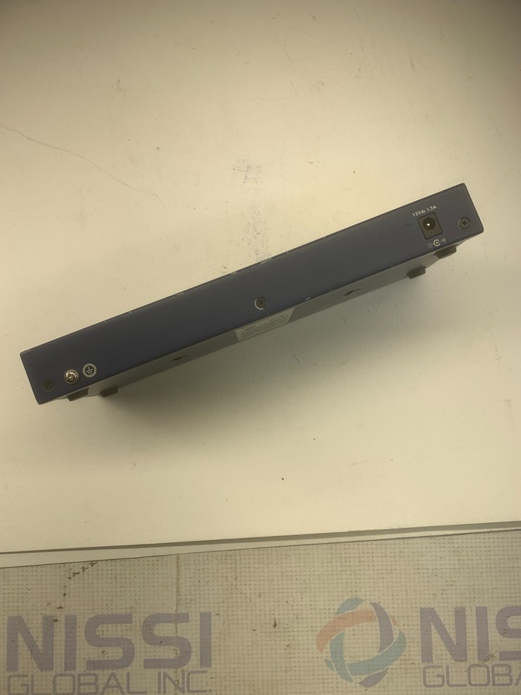Netgear Dual Speed Hub DS108 Router