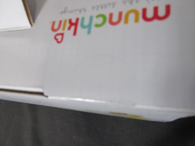 Munchkin White Hot Inflatable Duck Tub, 6-24 Month, Mint In Unopend Box!