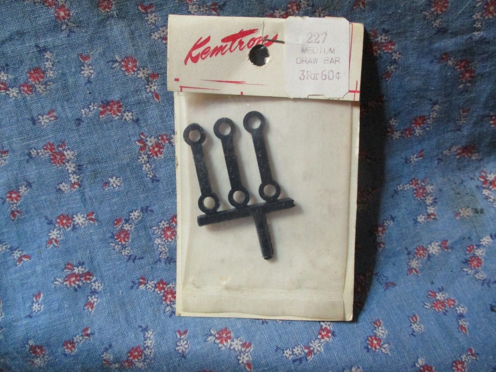 NOS  Kemtron 227 Medium Draw Bar Railroad Train