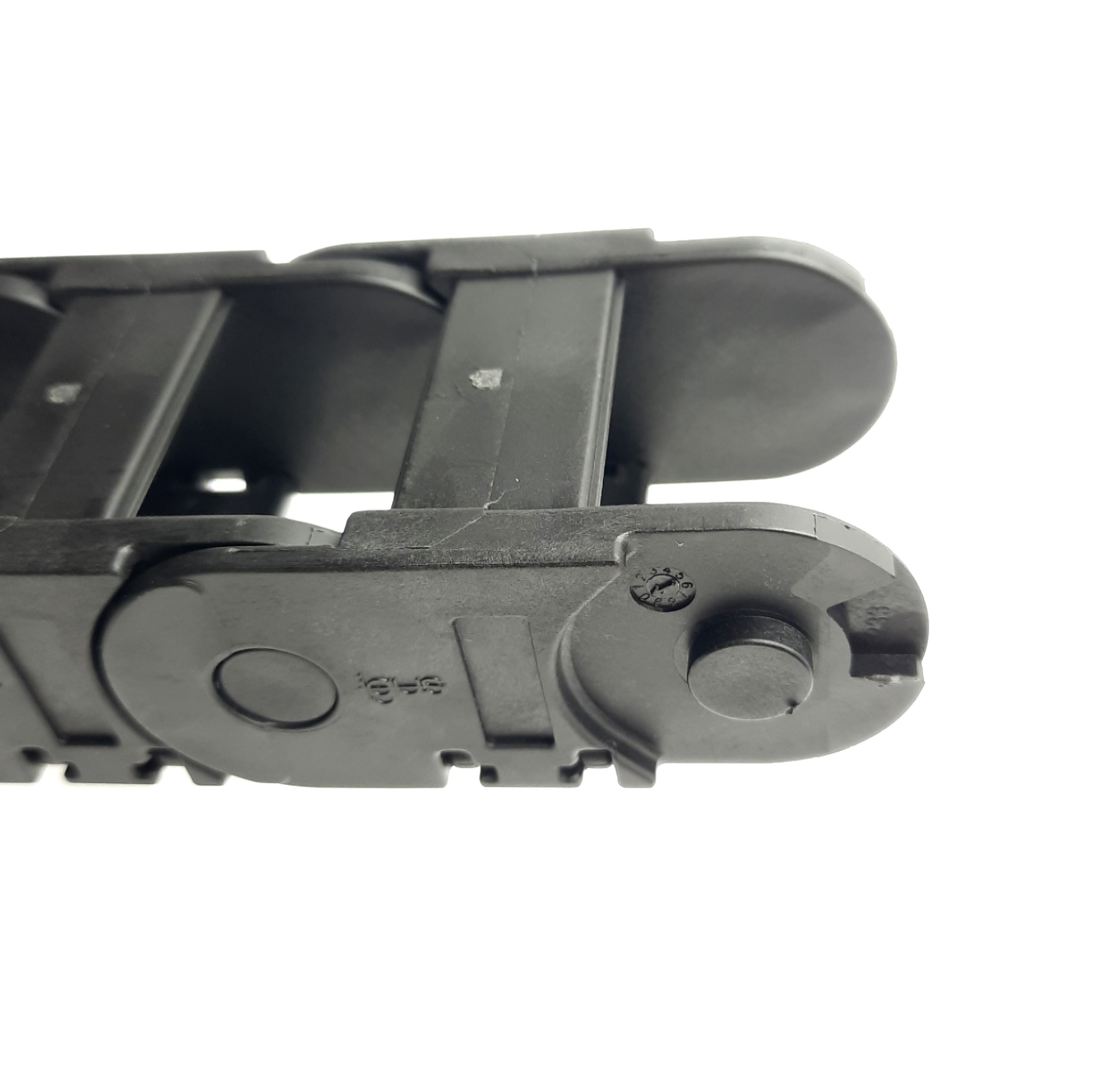 Igus 250.03.100 E-Chain Energy Cable Carrier 32 Links, 57.9" Length, 0.98" x1.5"