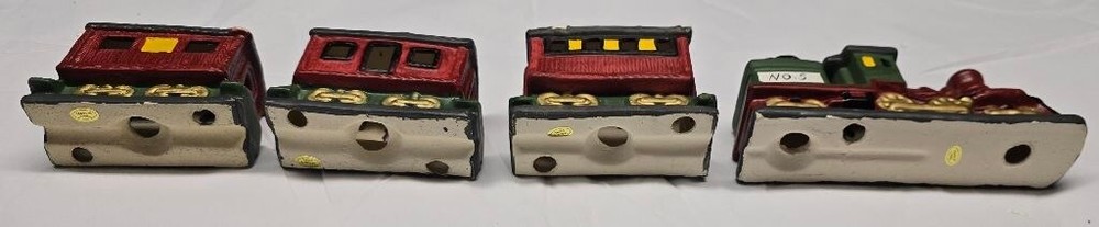 Vintage Ceramic 4 pc Christmas Train Decor