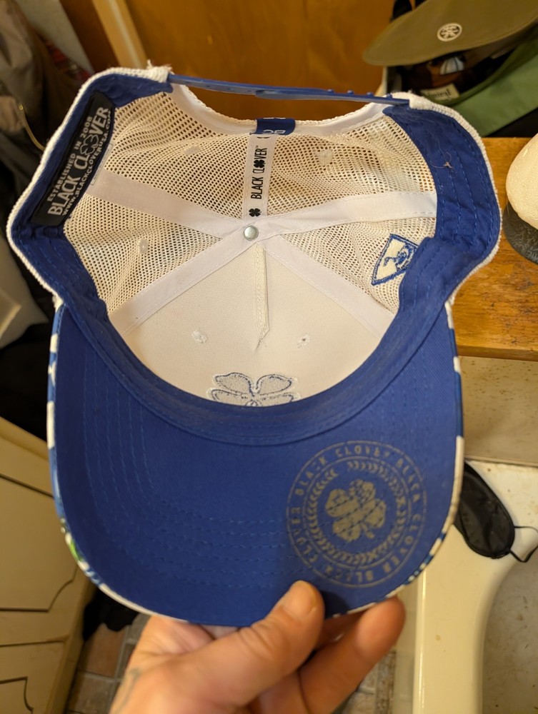 Top Golf Clover Snapback