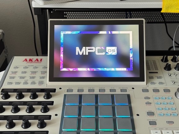 AKAI MPC X SE in MINT Condition