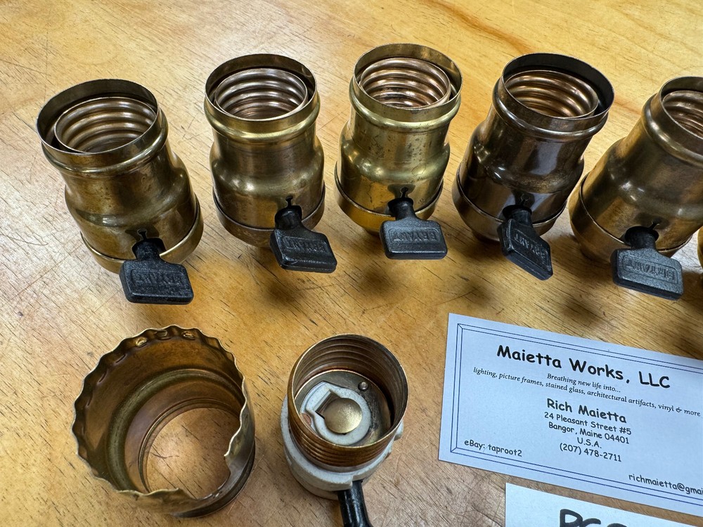 Paul Crist Studios: #10 BRYANT (dated 1907) Socket Shells & Paddles, Tiffany