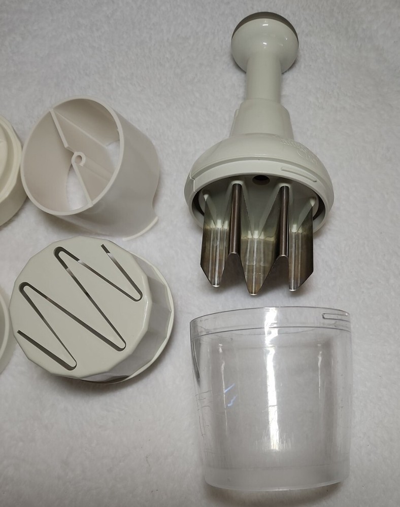 Pampered Chef Chopper & Spiral Slicer Lot missing chopper bottom
