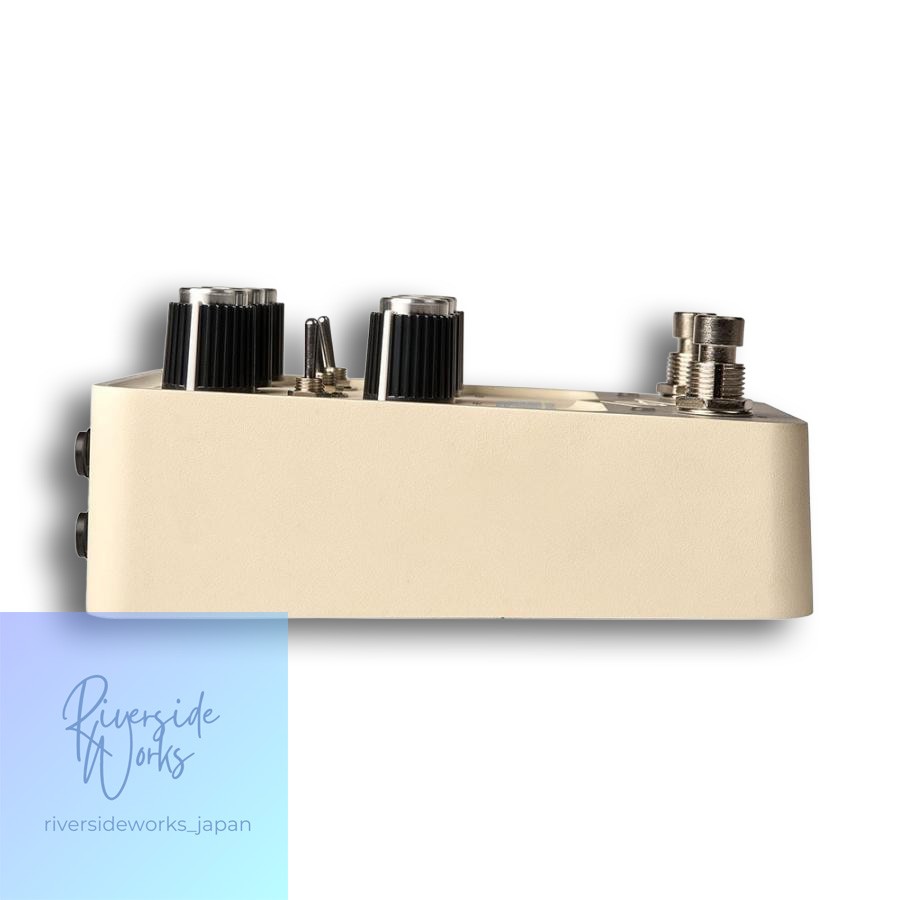 Universal Audio UAFX Astra Modulation Machine Stereo Guitar Effect