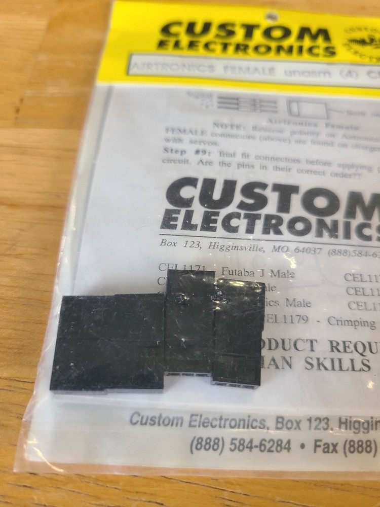 Custom Electronics Airtronics Female Unasm (4) CEL1177