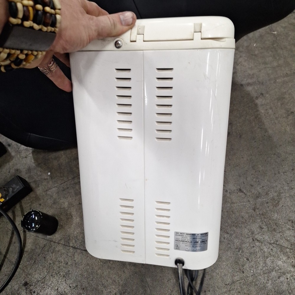 Zojirushi BBCC-S15 Automatic Bread Maker Machine White Tested Working