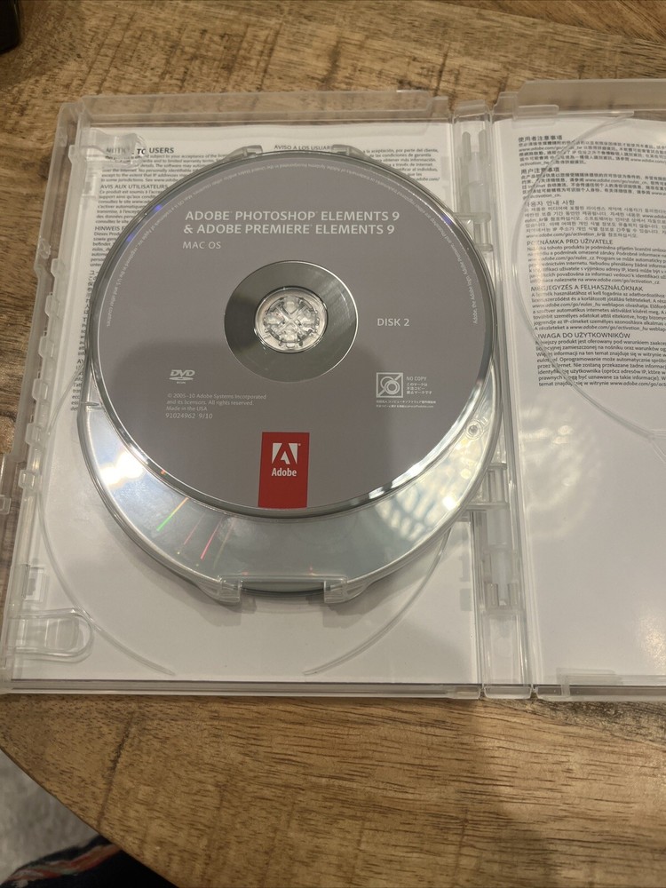 Adobe Photoshop Elements 9 with serial number Great Condition 4 Disc