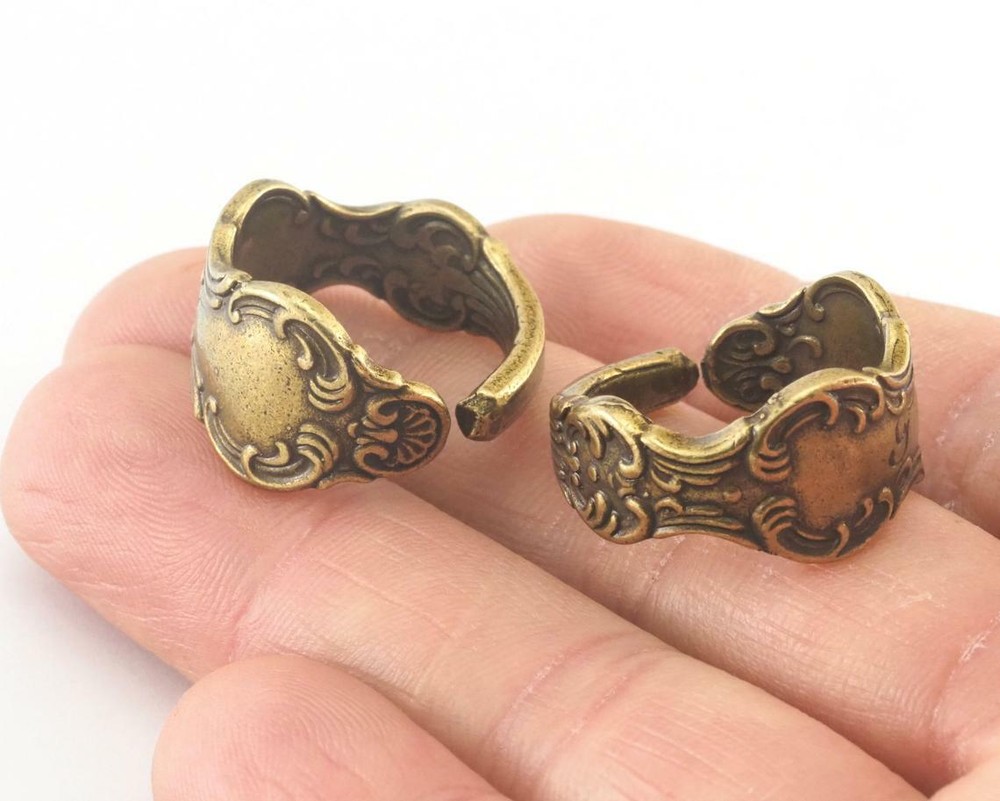Spoon Ring Flower Patterned Adjustable Ring Antique Bronze Plated brass 8US 2676
