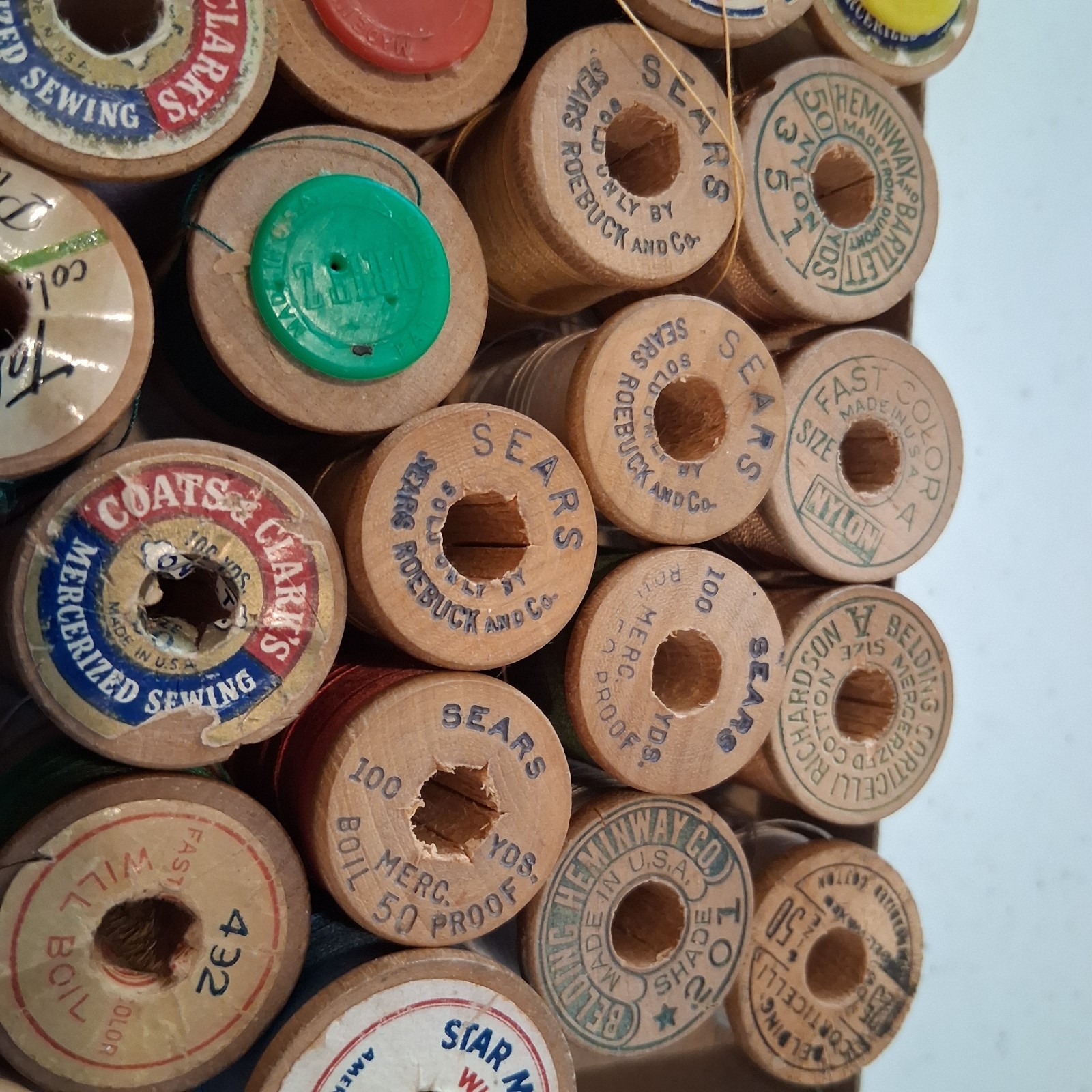Wood Thread Spools & Dritz Spool Caps Lot Vintage Sears Talon Coats & Clark