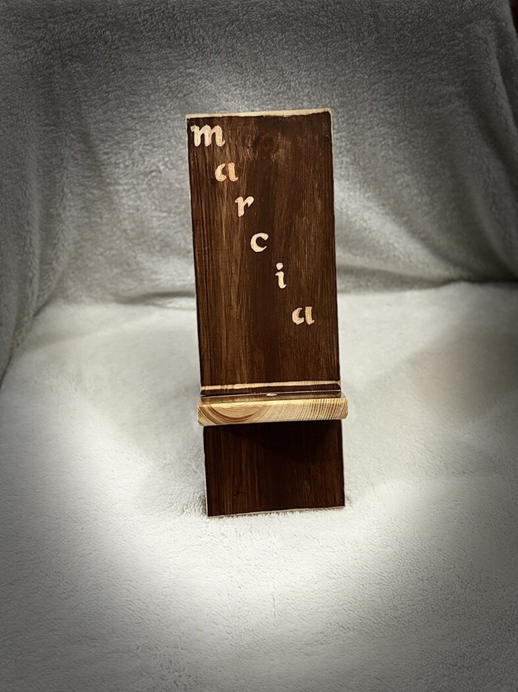 Customizable wood Tablet/comic/magazine/book/Ipad/Iphone Holder