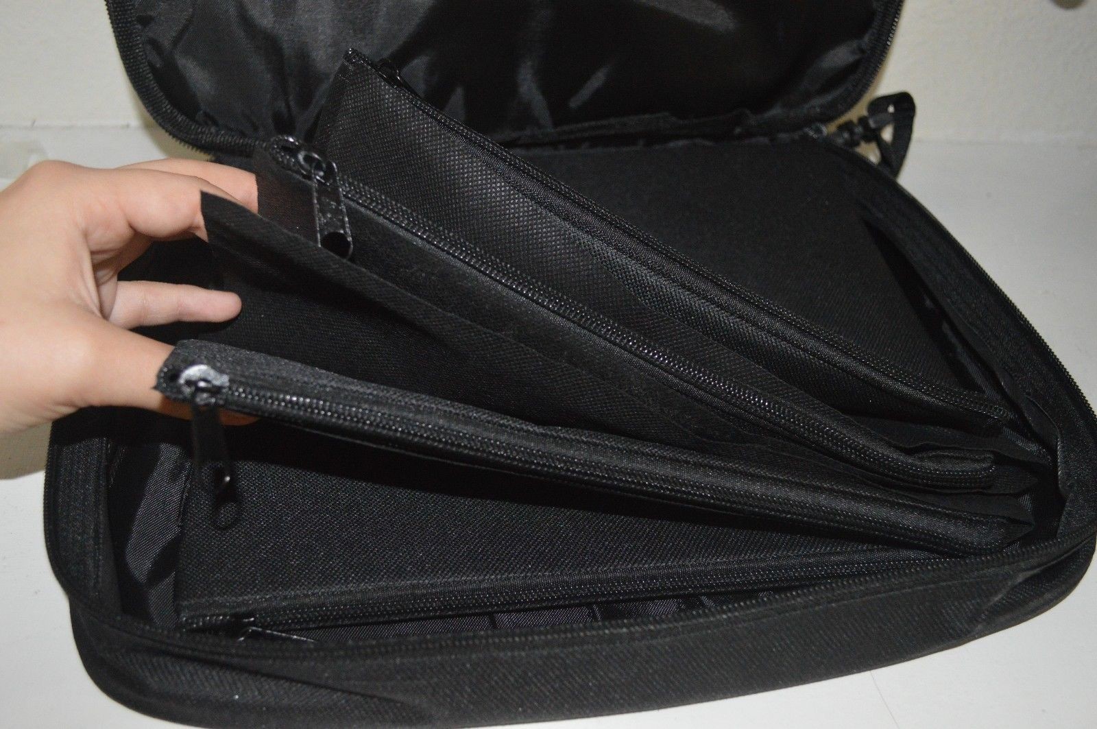 TRADING BOOK FOR DISNEY PINS Character Group Mickey Princess LARGE/MED PIN BAG