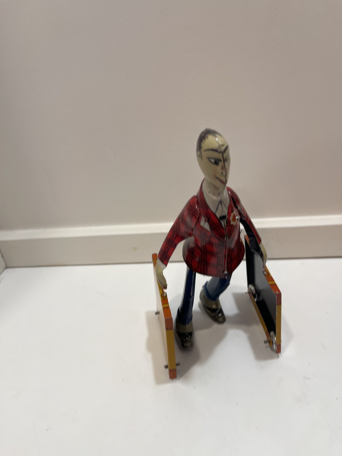 Paya Student 1932 Reproduction Vintage Wind-Up Maletero Jaguete Ref 852 w/Box