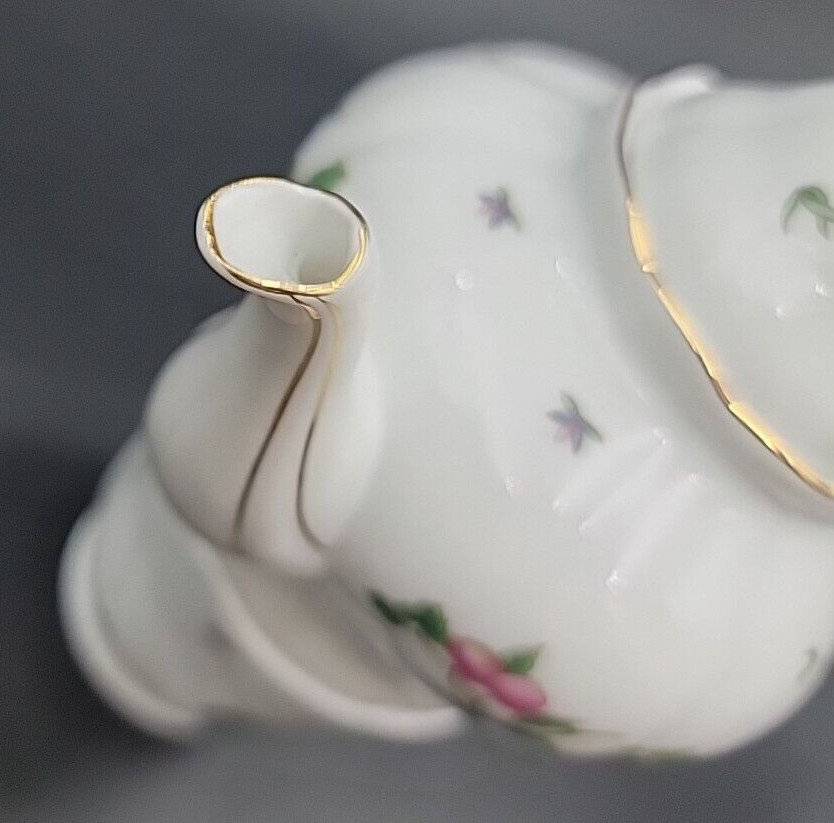 Fruit Basket Porcelain Tea For One Set - EUC