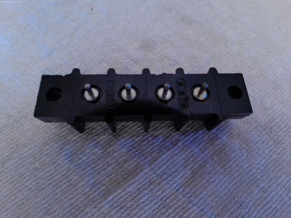 LOT OF 4 TERMINAL BLOCKS (CURTIS) NOS