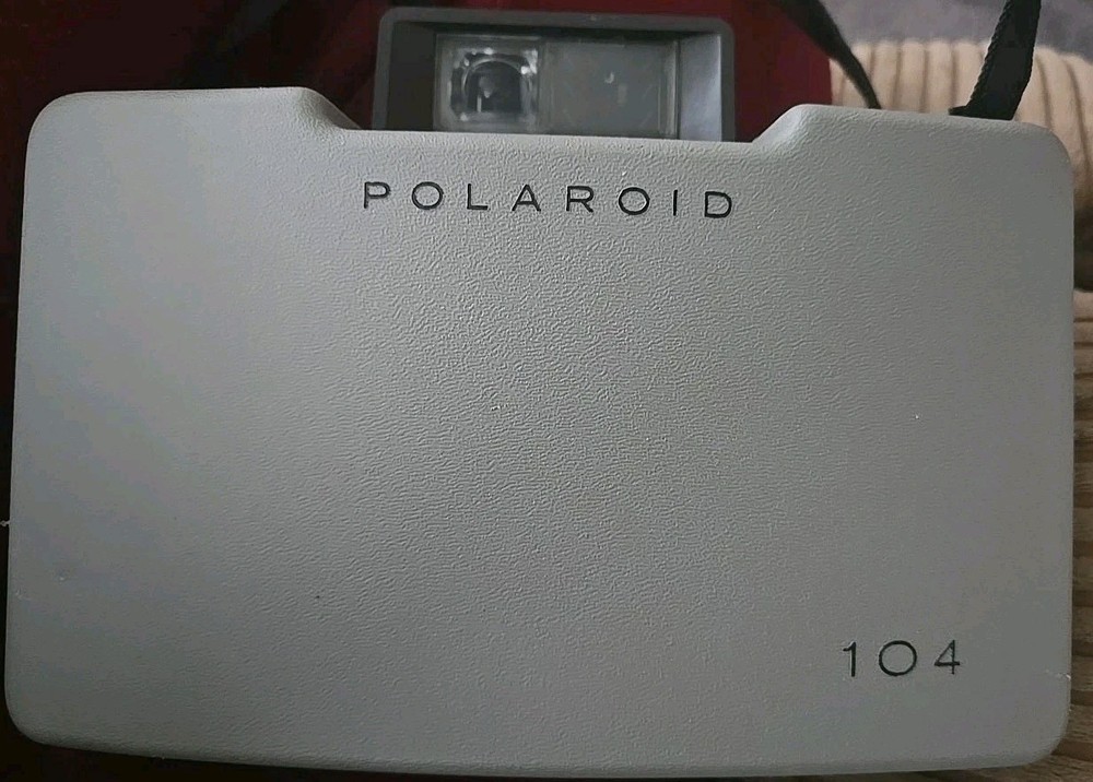 Polaroid Land Camera Automatic 104 USED-UNTESTED
